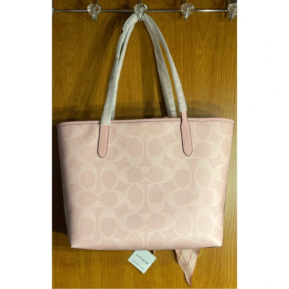 Coach Powder Pink City Tote Bag In Signature Canvas with Storage Bag NWT - Picture 5 of 13